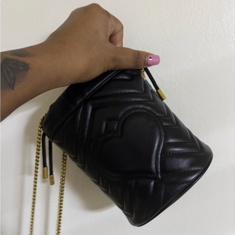 Gucci GG Marmont Bucket Bag - Picture 5 of 10